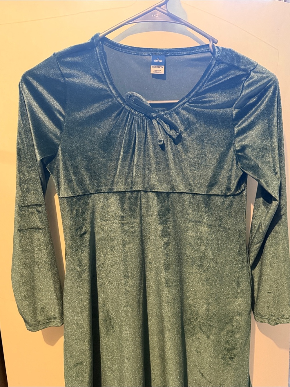 Old Navy Emerald Green Velvet Dress with Tie Neck